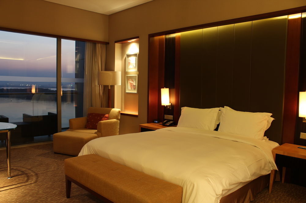 Hilton Nanjing Riverside Eksteriør billede